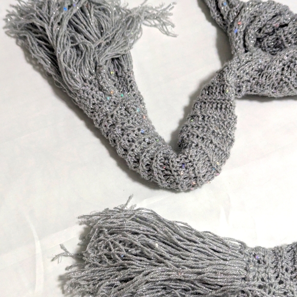 Artisan Made Women's Hand Knitted Oblong Silvery/Grey Scarf with Sequin Accents - Picture 3 of 12